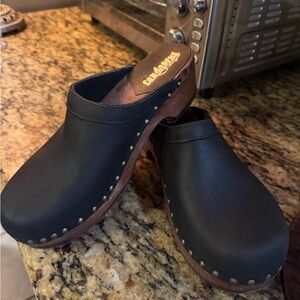 Sandgrens clogs size 42